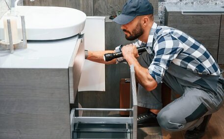 Stop Burst Pipe Fast